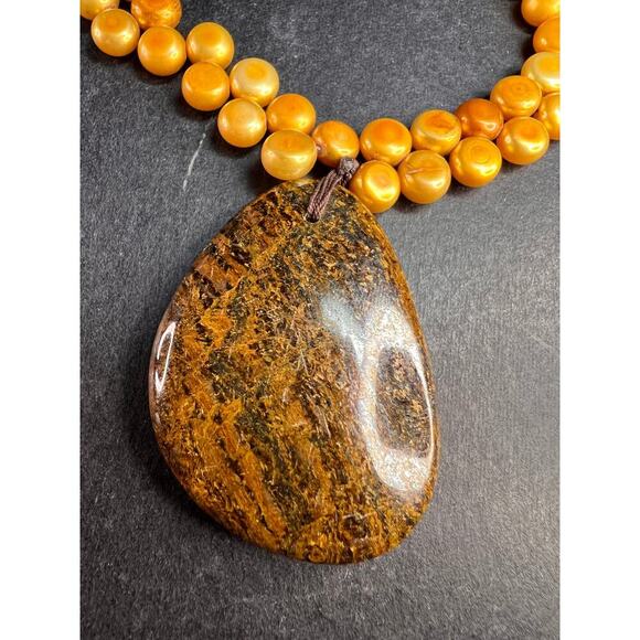 NEW freshwater pearl and bronzite necklace with sterling silver clasp - Picture 2 of 11